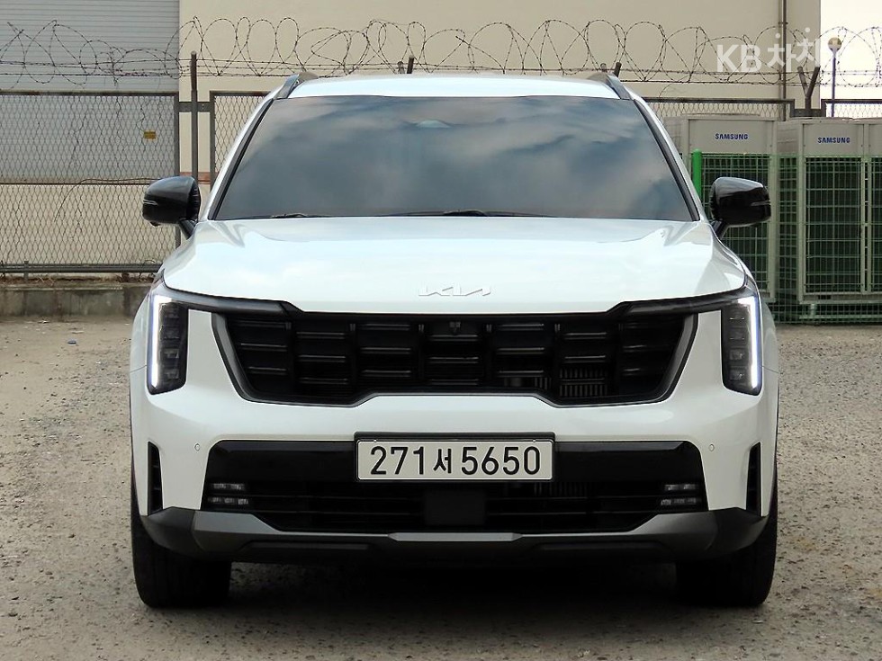 Kia Sorento Signature Gravity — фото 1