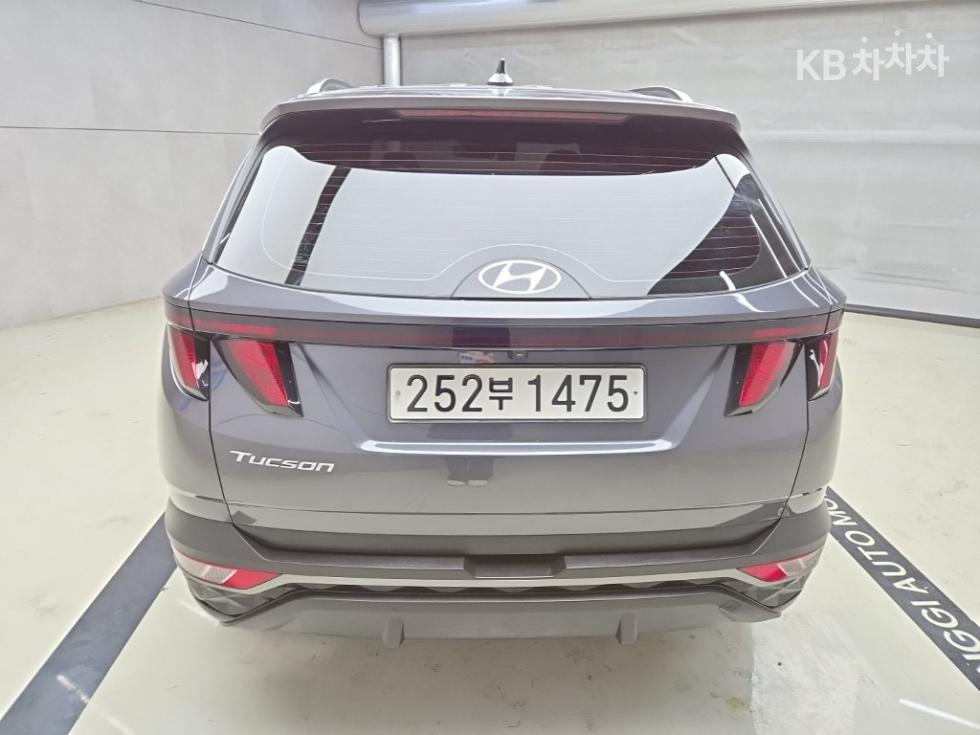 Hyundai Premium — фото 3