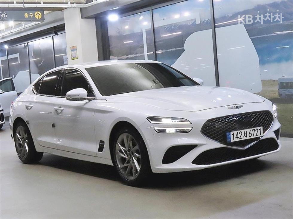 Genesis G70 STANDARD — фото 1