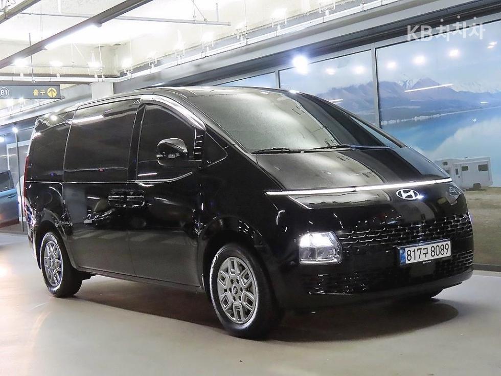 Hyundai Staria — фото 1