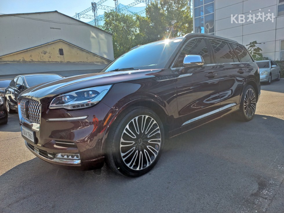 Lincoln Aviator Black Label — фото 1