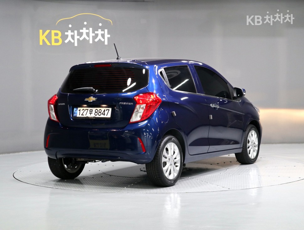 GM Korea Chevrolet Spark BASE MODEL — фото 3
