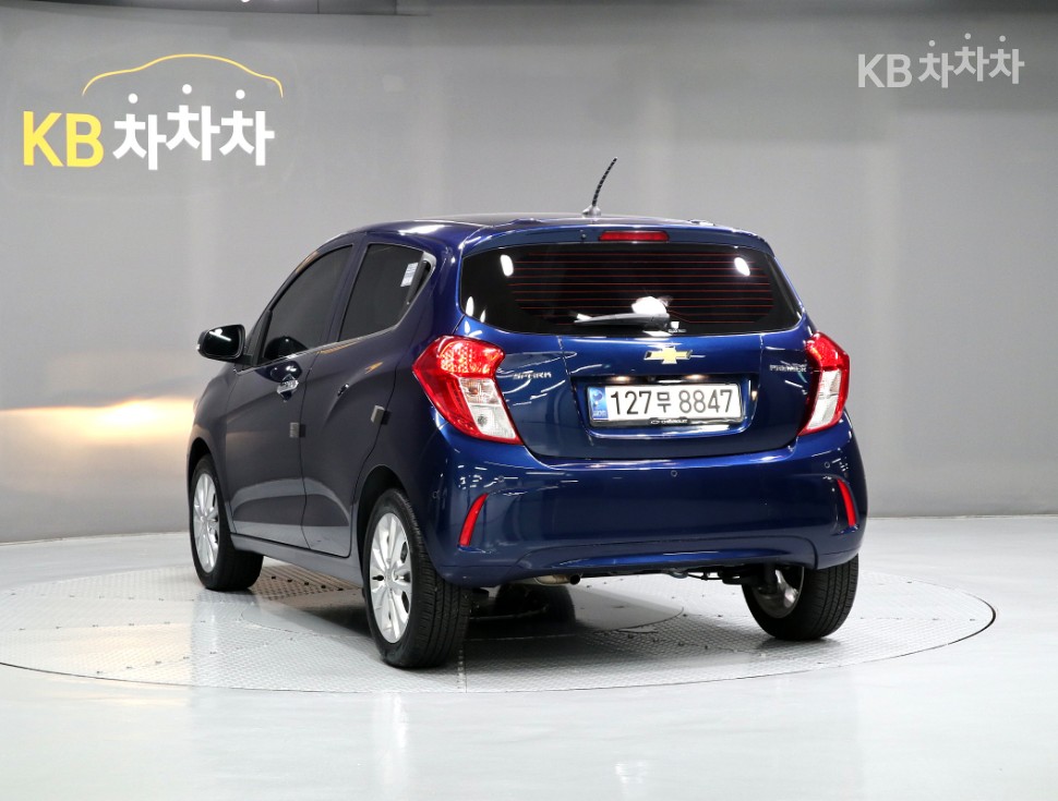 GM Korea Chevrolet Spark BASE MODEL — фото 4