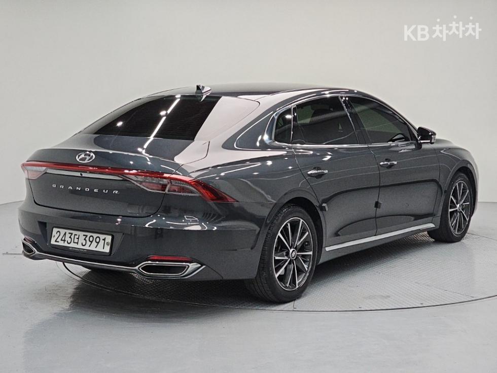 Hyundai Grandeur EXCLUSIVE — фото 4