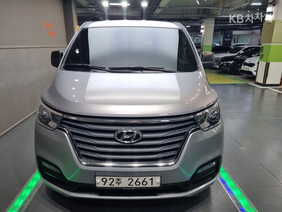 Hyundai Starex Smart — фото 1