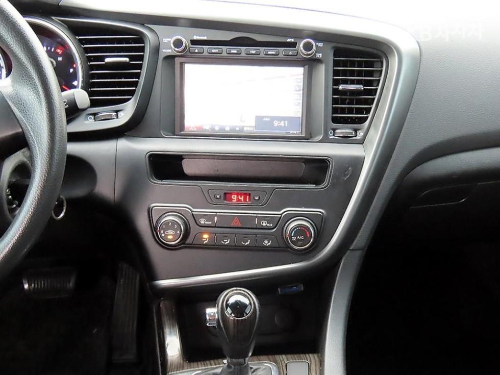 Kia K5 — miniaturë 10