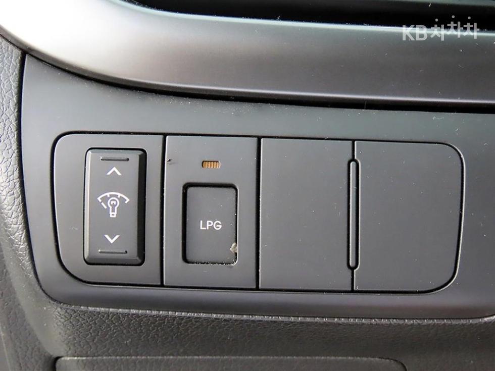 Kia K5 — miniaturë 15