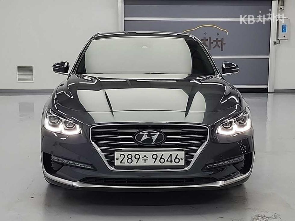Hyundai Grandeur Special — фото 2