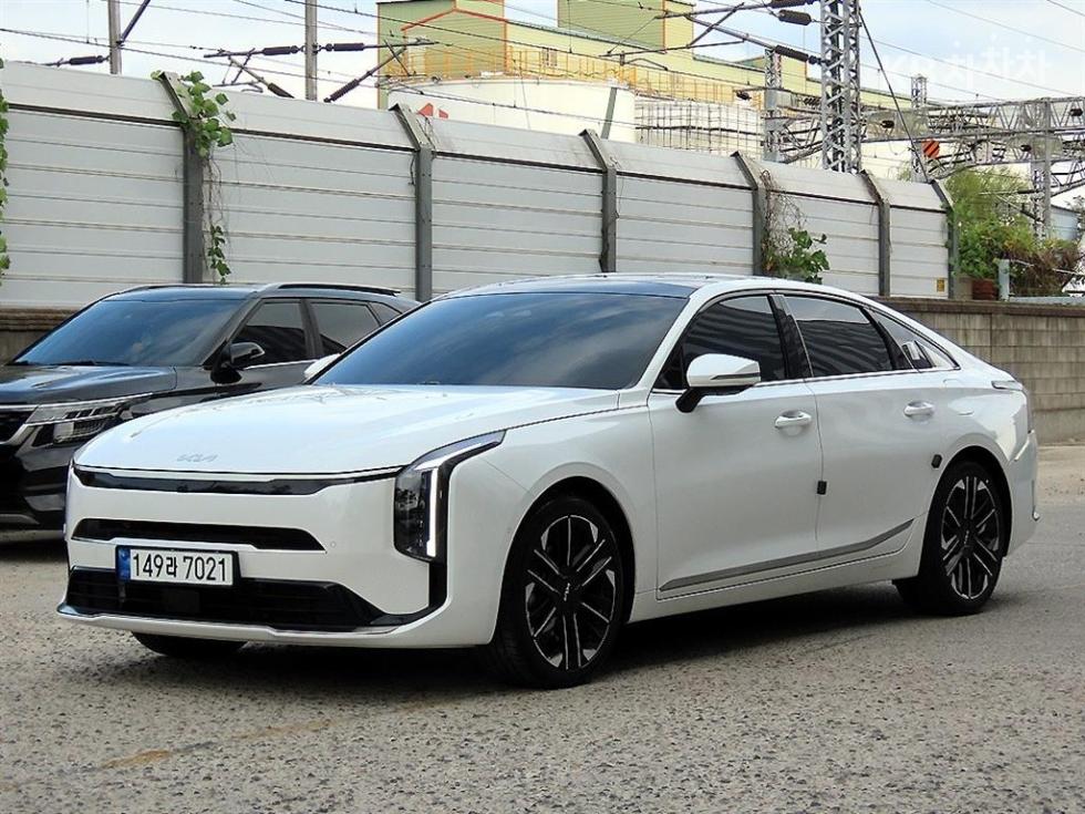 Kia K8 Signature — фото 2