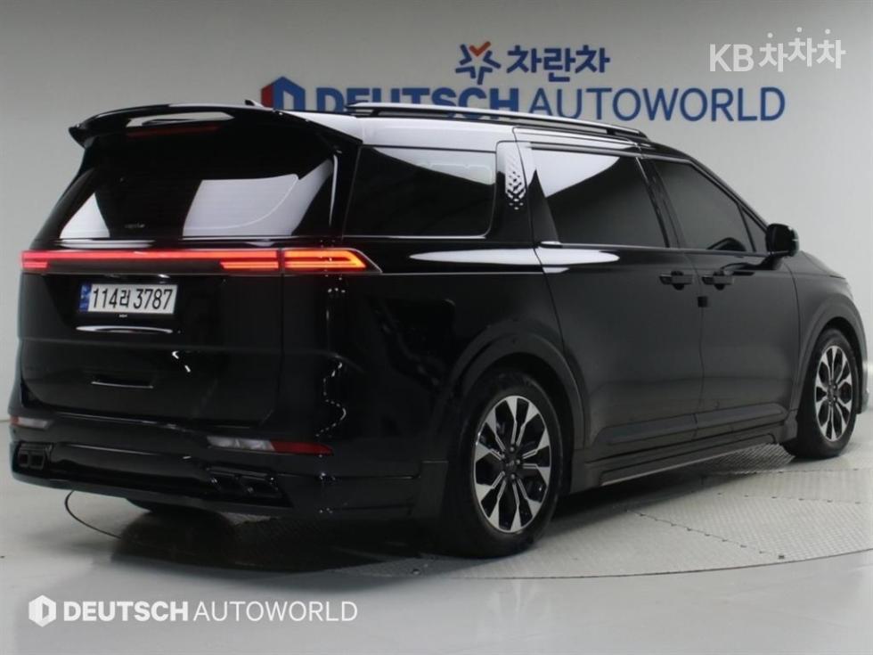 Kia Carnival SIGNATURE — фото 2