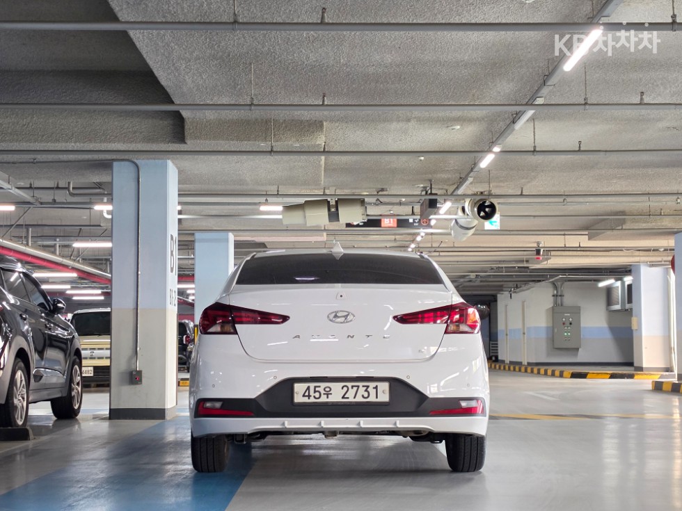 Hyundai Avante Smart — фото 3