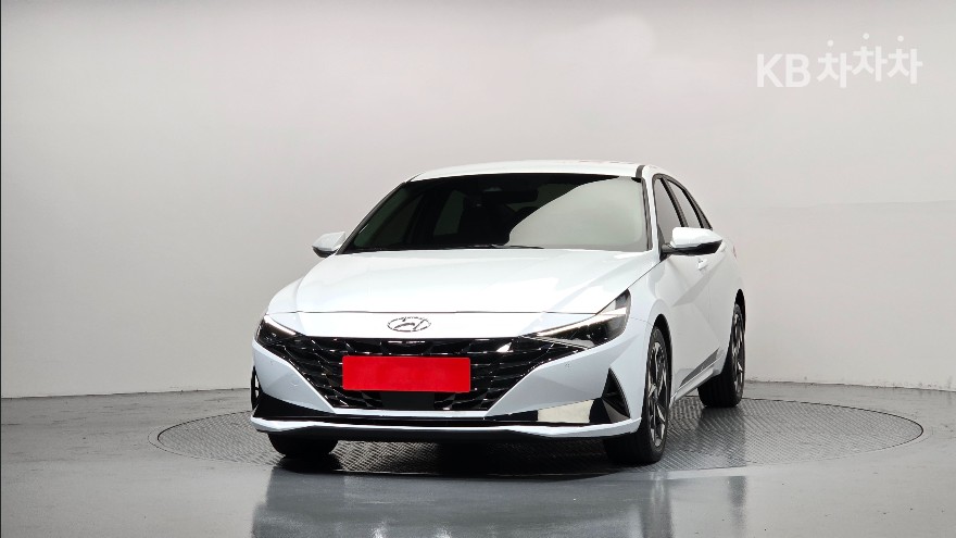 Hyundai Avante — фото 3