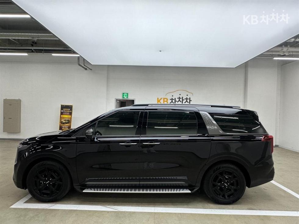 Kia Carnival SIGNATURE — фото 2