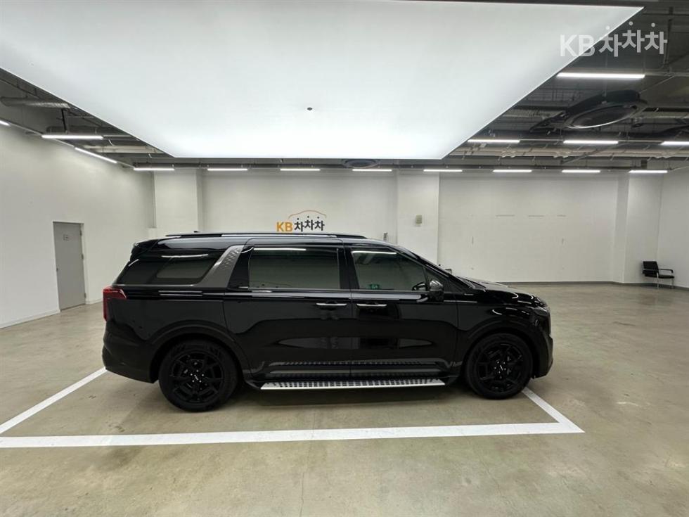 Kia Carnival SIGNATURE — фото 4