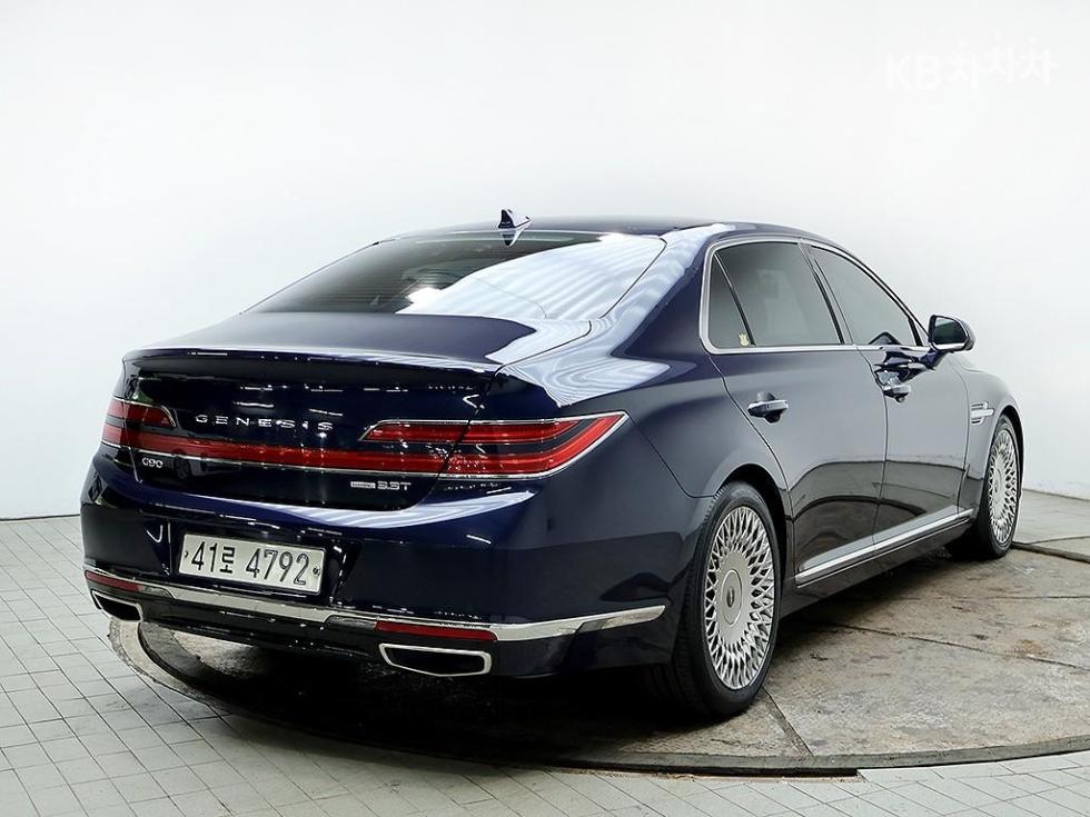 Genesis G90 Premium Luxury — фото 4