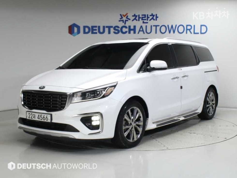 Kia Carnival PRESTIGE — фото 1