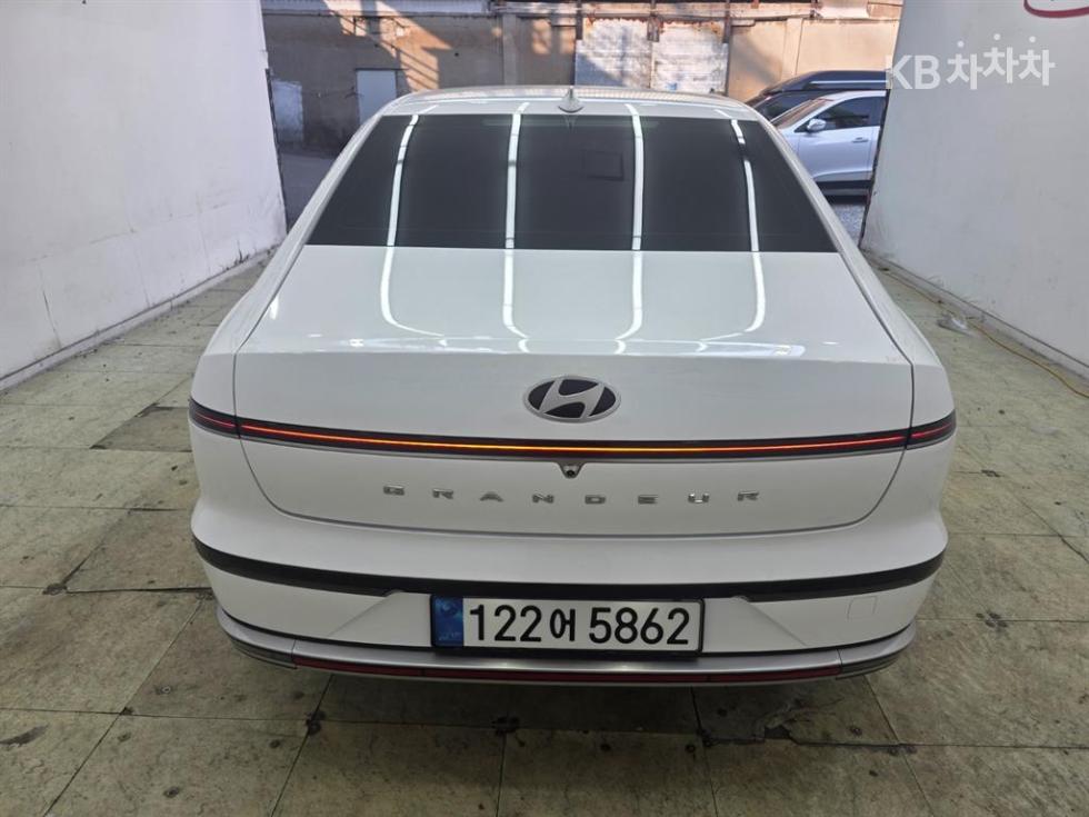 Hyundai Grandeur — miniaturë 4