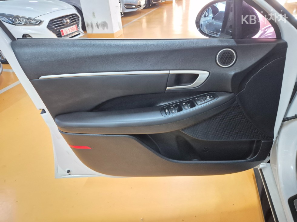 Hyundai Sonata — miniaturë 14