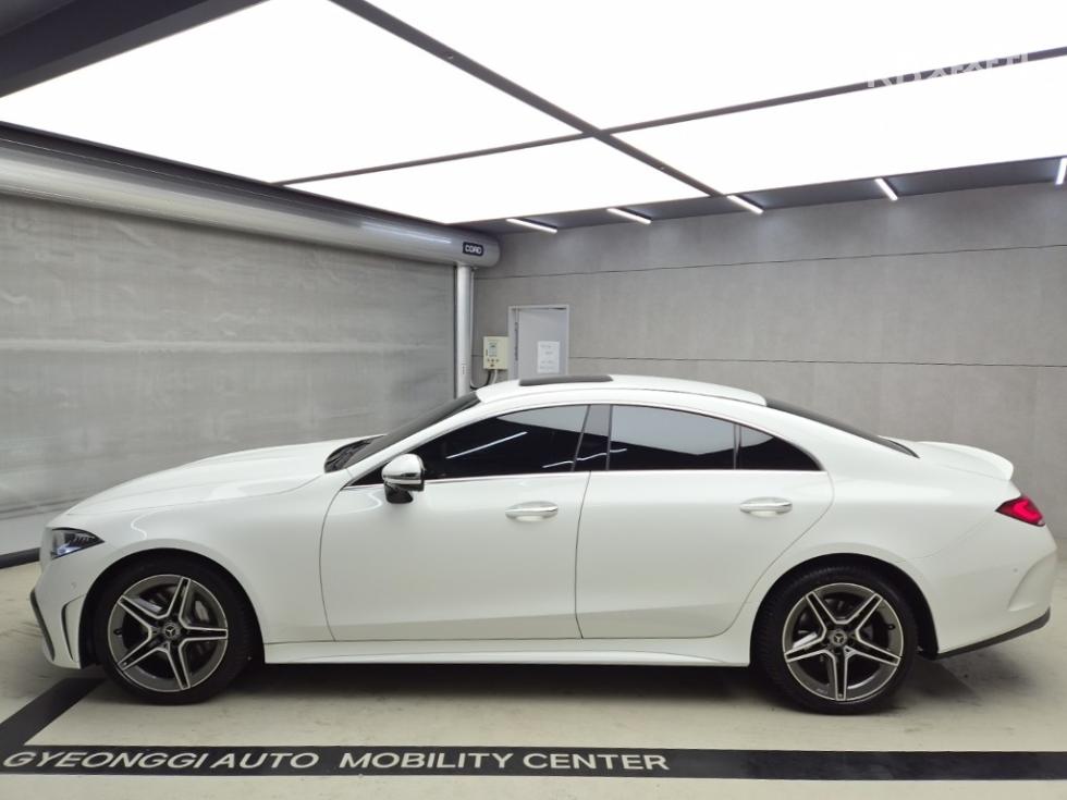 Mercedes-Benz CLS-Class BASE MODEL — фото 4