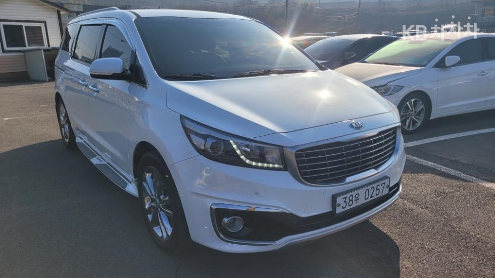 2017 - kia carnival