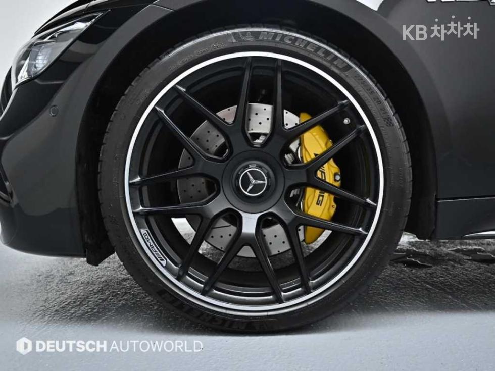 Mercedes-Benz AMG GT — miniaturë 5
