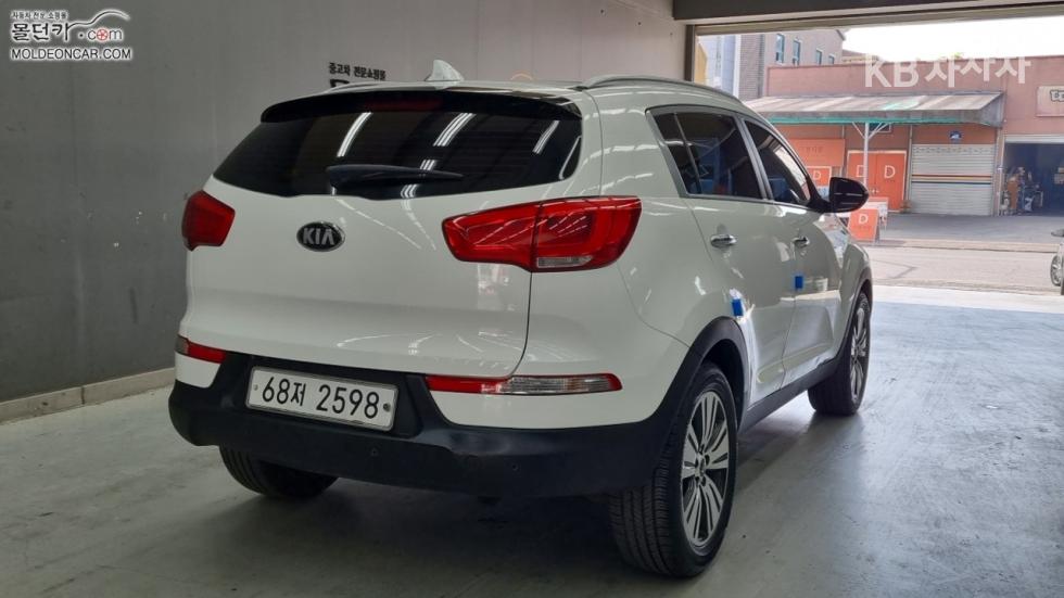 2014 - kia sportage
