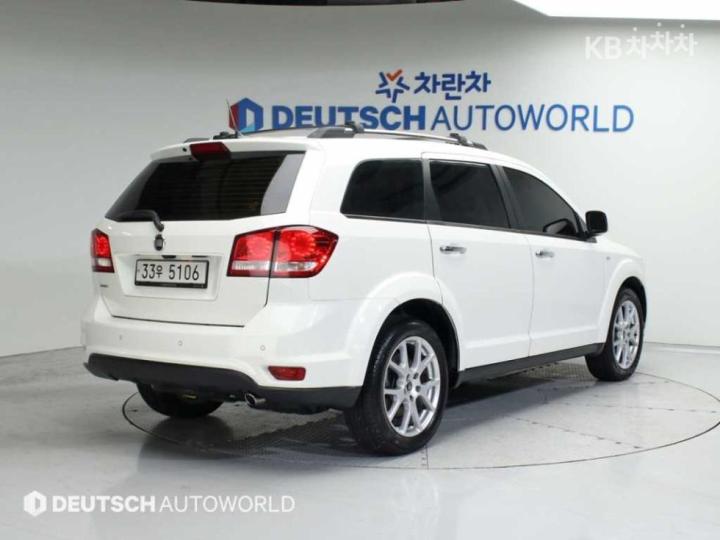 Fiat Freemont 2.0 Lounge 3