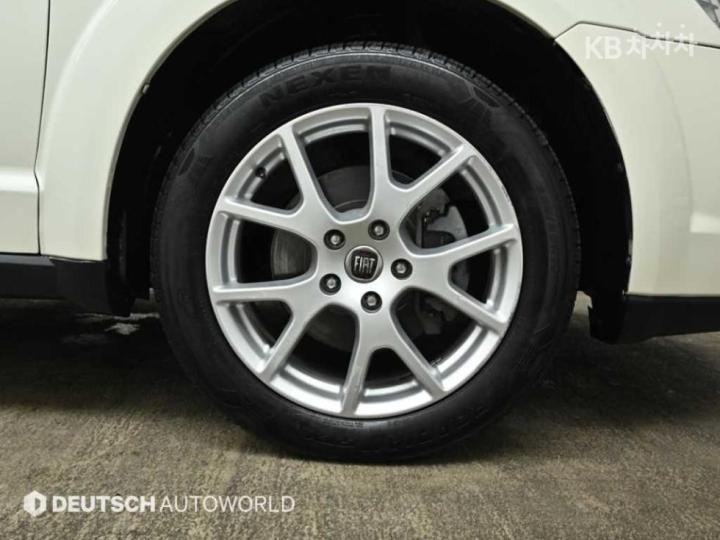 Fiat Freemont 2.0 Lounge 6