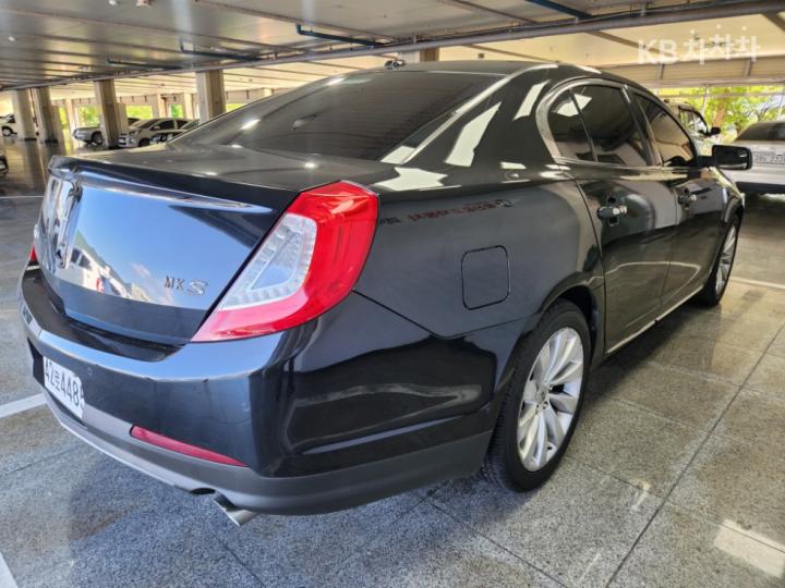 Lincoln MKS New 3.7 5
