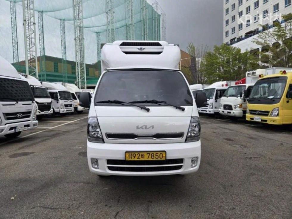 2023 - kia bongo iii