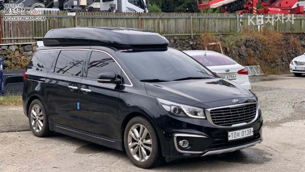 2017 - kia carnival