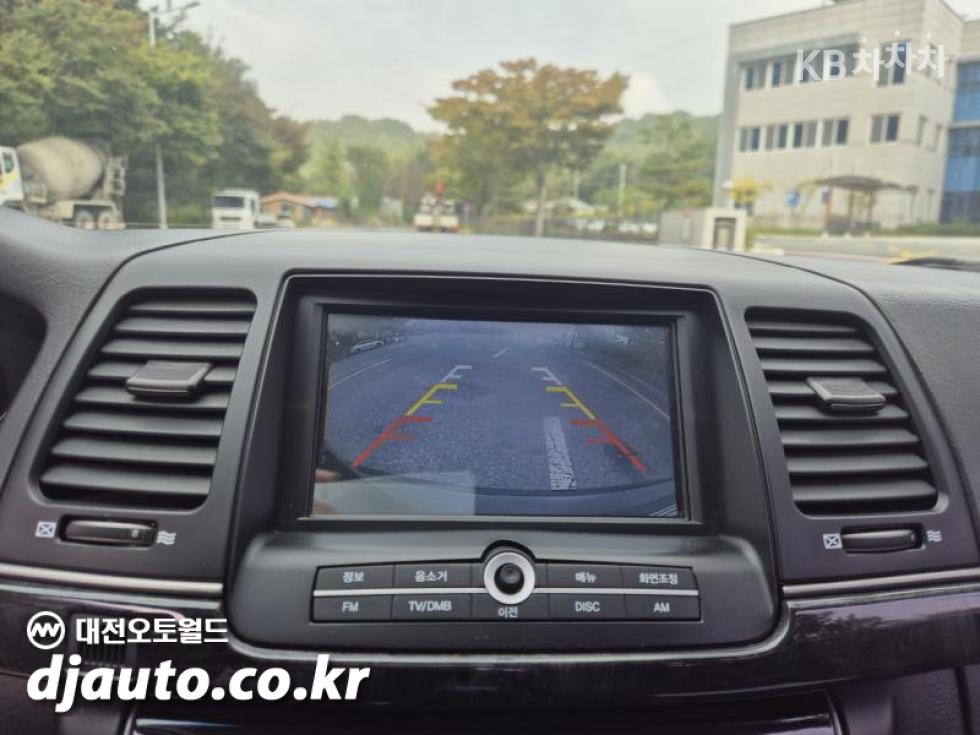 Kia Opirus — miniaturë 14