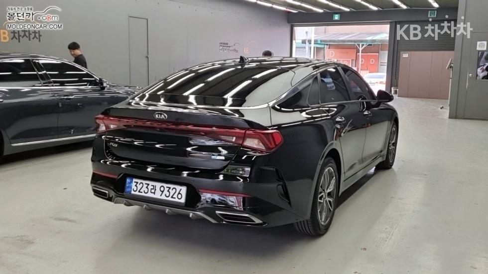 2020 - kia k5