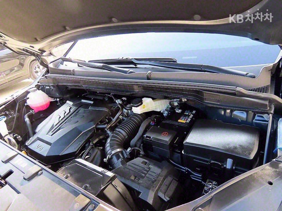 2023 - kia carnival