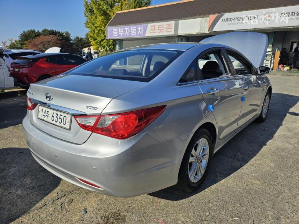 Hyundai Sonata — miniaturë 4
