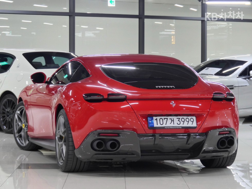 Ferrari Roma — miniaturë 3