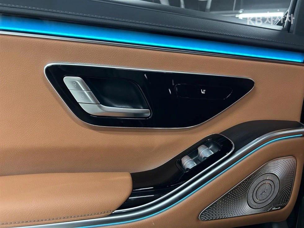Mercedes-Benz S-klasse — miniaturë 15