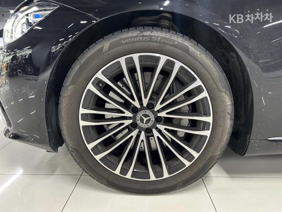 Mercedes-Benz S-klasse — miniaturë 18