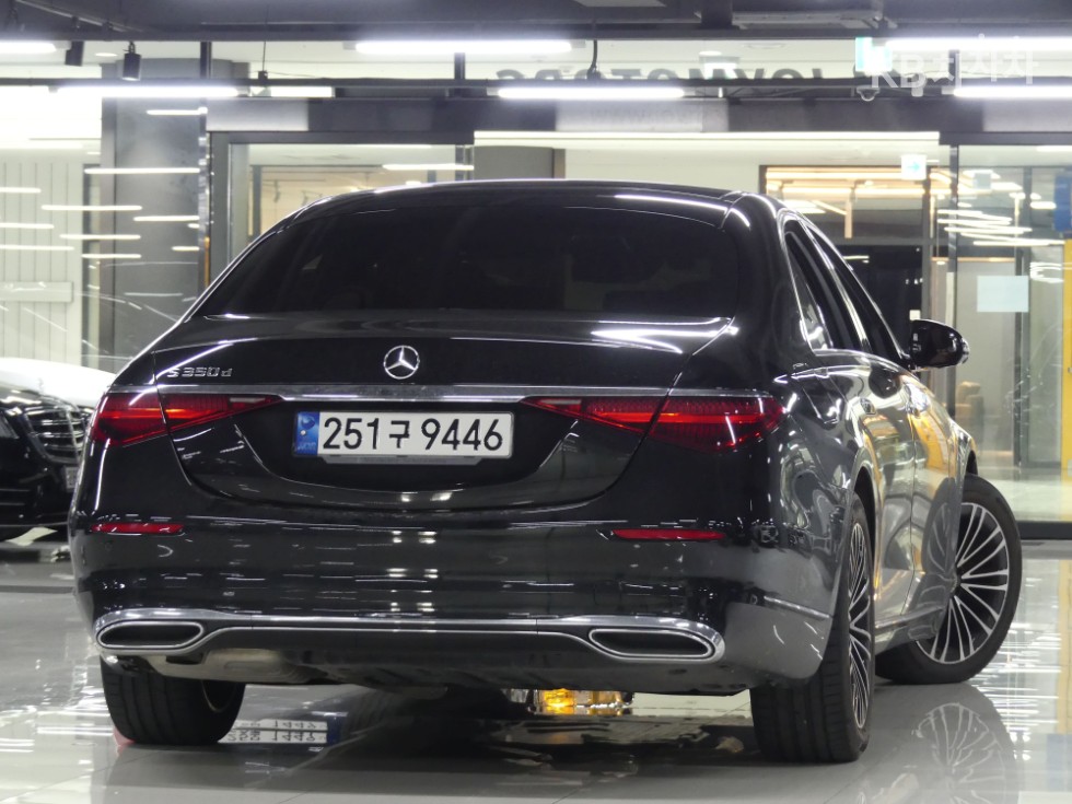 Mercedes-Benz S-klasse — miniaturë 2