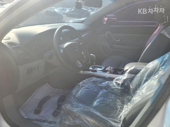 Renault SM5 New SE Plus 8