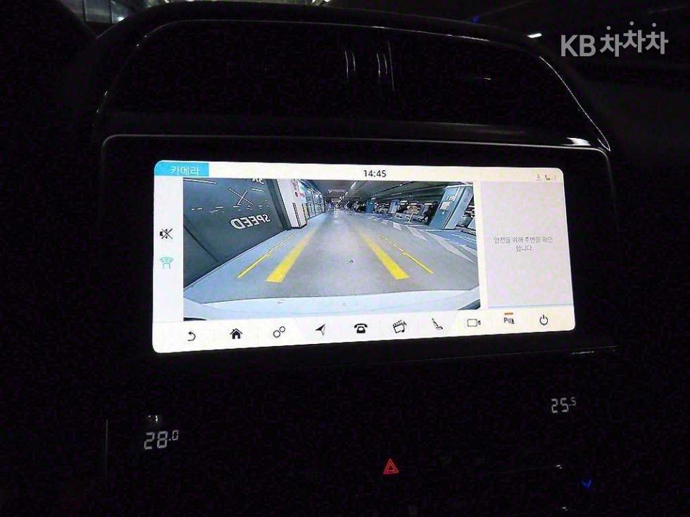 2019 - jaguar xe