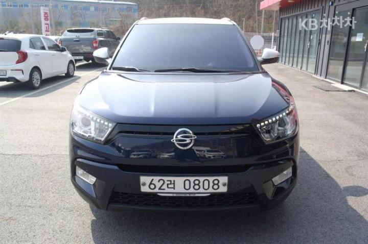 KG Mobility (Ssangyong) Tivoli Diesel LX Base Type