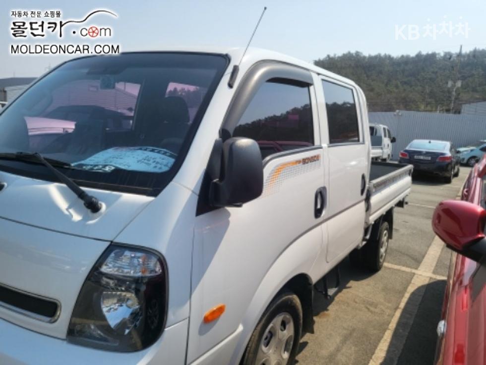 2016 - kia bongo iii
