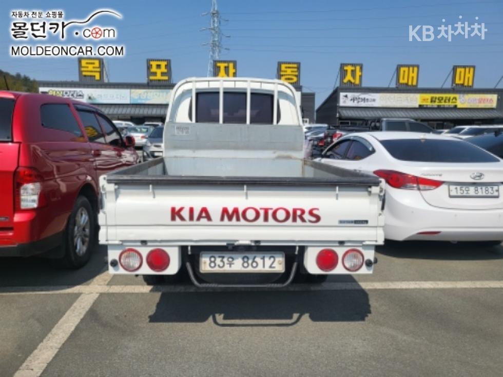 2016 - kia bongo iii