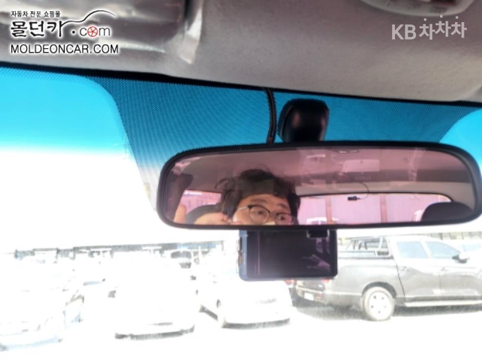2016 - kia bongo iii