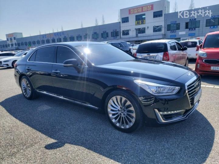 Genesis EQ900 3.3 T-GDI AWD Premium Luxury 4