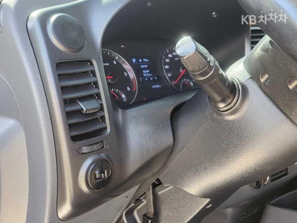 2020 - kia bongo iii