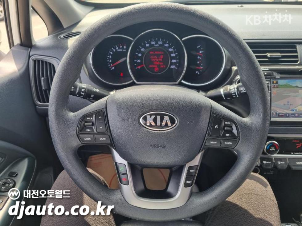 2013 - kia pride