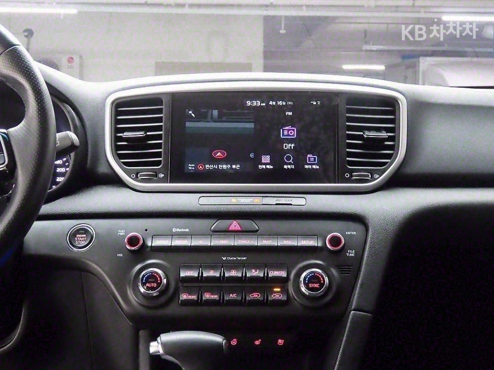 2022 - kia sportage