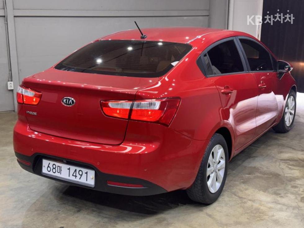 2014 - kia pride